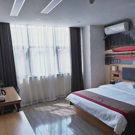 Thank Inn Chain Hotel Anhui Bengbu South Railway Station Exteriör bild